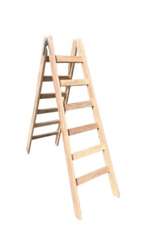 Escaleras de tijera de madera